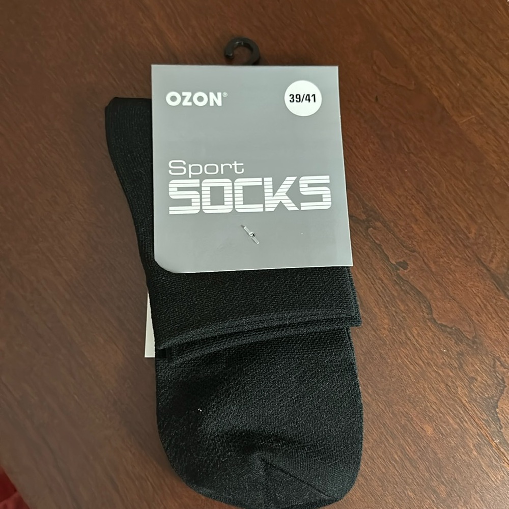 Black sports socks
